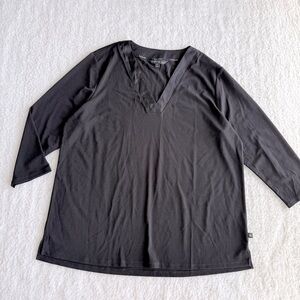 Banana Republic NWOT Women's V-Neck Black 3/4 Sleeve Airy Blouse, Size M, L, XL